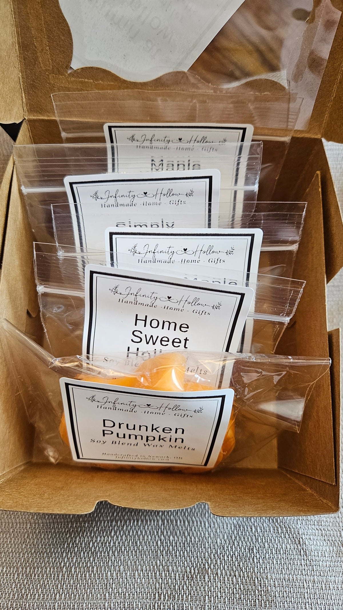 Autumn at the Hollow - Fall Scent Sampler
